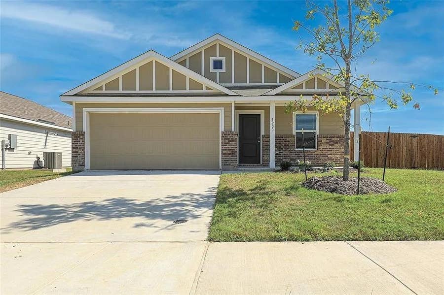 Property photo for 1900 Hughes Street, McKinney, TX