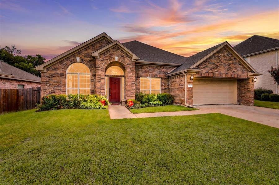 Property photo for 7801 Stansfield Drive, Fort Worth, TX