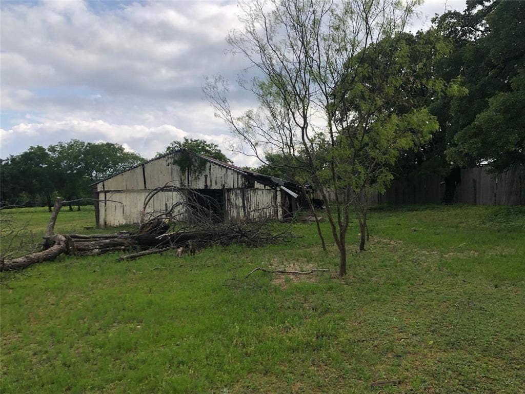 15411 Seagoville Road, Dallas, TX 75253 15411 Seagoville Road, Dallas, TX 75253