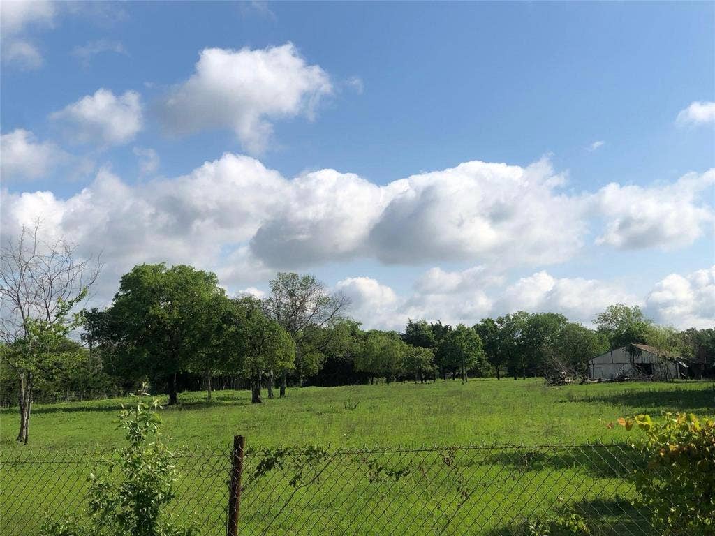 15411 Seagoville Road, Dallas, TX 75253 15411 Seagoville Road, Dallas, TX 75253