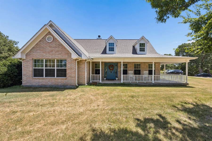 Property photo for 2024 County Road 1034, Greenville, TX