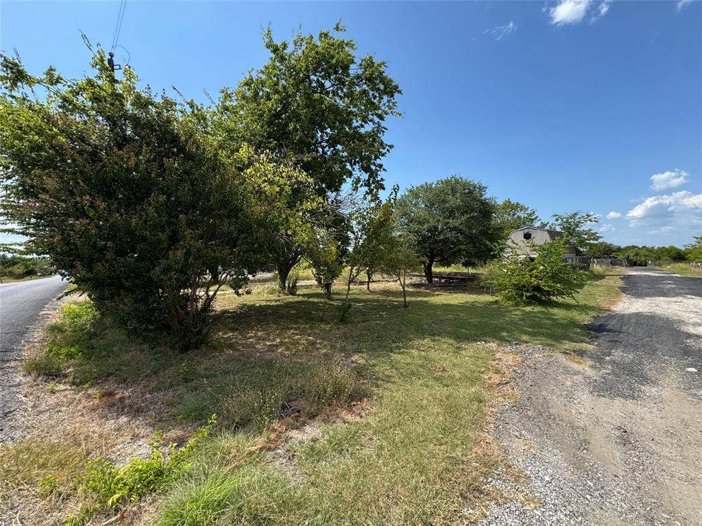 13899 County Road 760, Nevada, TX 75173 13899 County Road 760, Nevada, TX 75173