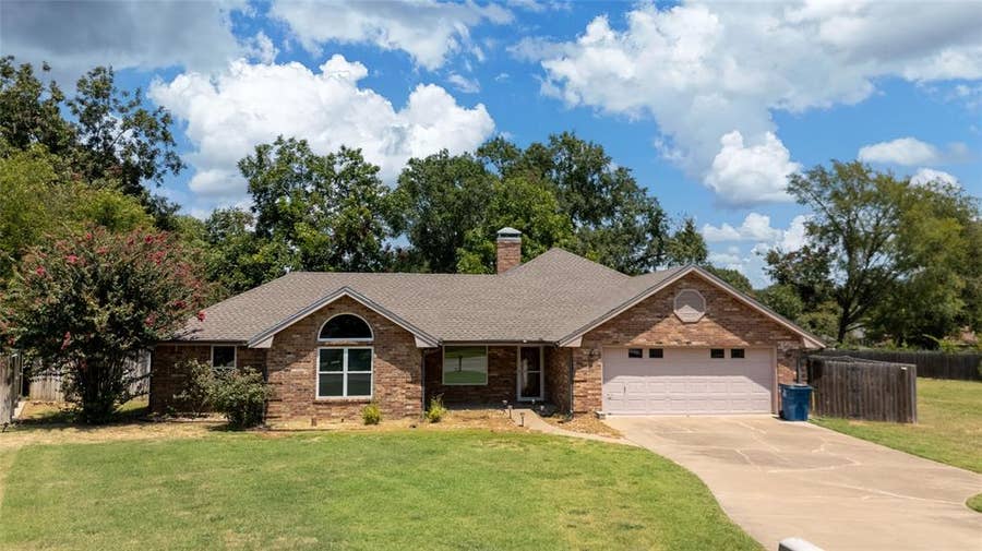 Property photo for 356 Copeland Circle, Chandler, TX