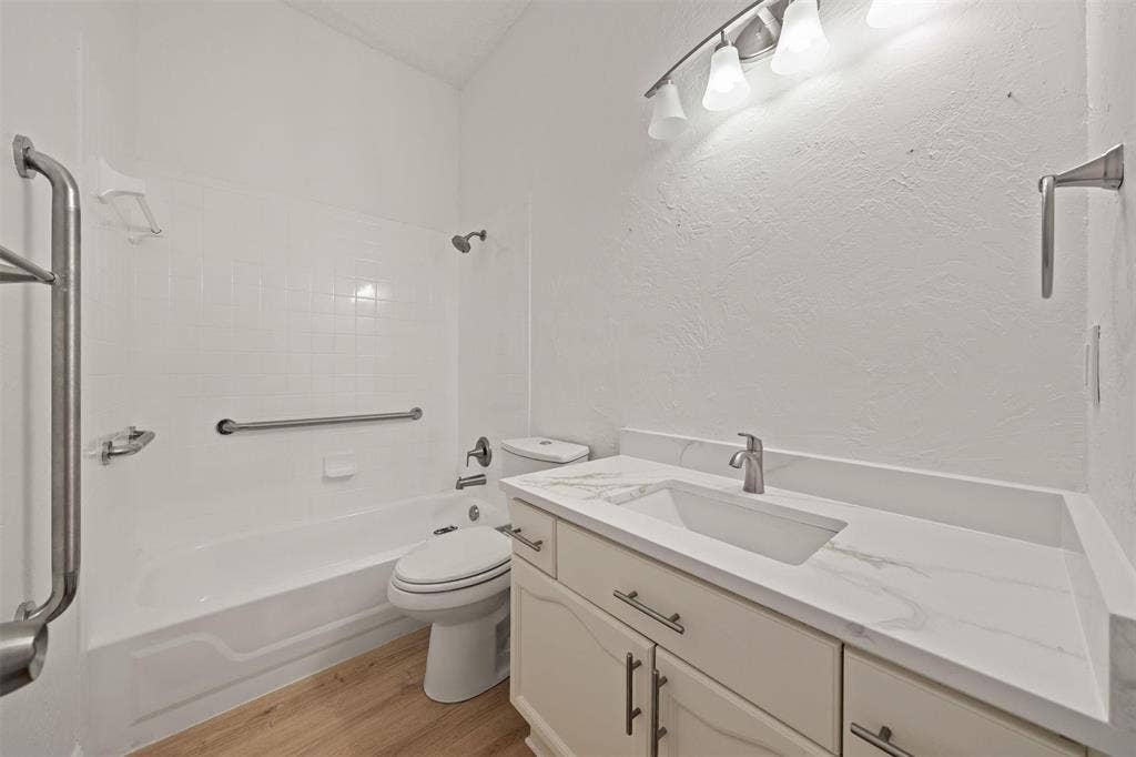 11000 Trestles Road, Frisco, TX 75035 11000 Trestles Road, Frisco, TX 75035