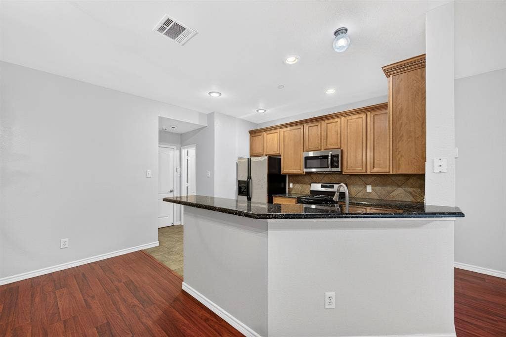 6837 Livorno Lane, Frisco, TX 75034 6837 Livorno Lane, Frisco, TX 75034