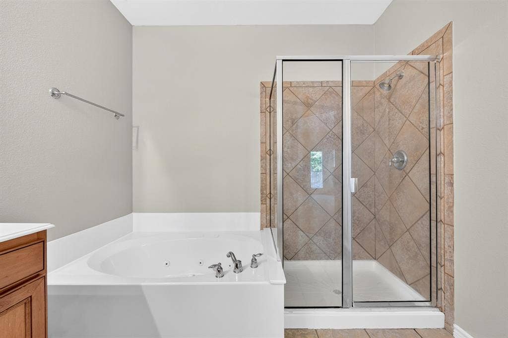 6837 Livorno Lane, Frisco, TX 75034 6837 Livorno Lane, Frisco, TX 75034