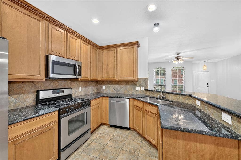 6837 Livorno Lane, Frisco, TX 75034 6837 Livorno Lane, Frisco, TX 75034