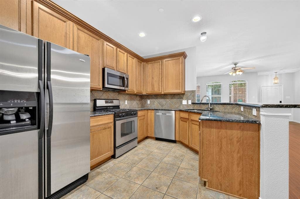6837 Livorno Lane, Frisco, TX 75034 6837 Livorno Lane, Frisco, TX 75034