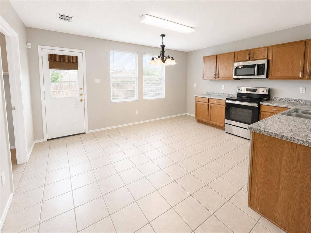 3402 Friesian Court, Denton, TX 76210 3402 Friesian Court, Denton, TX 76210