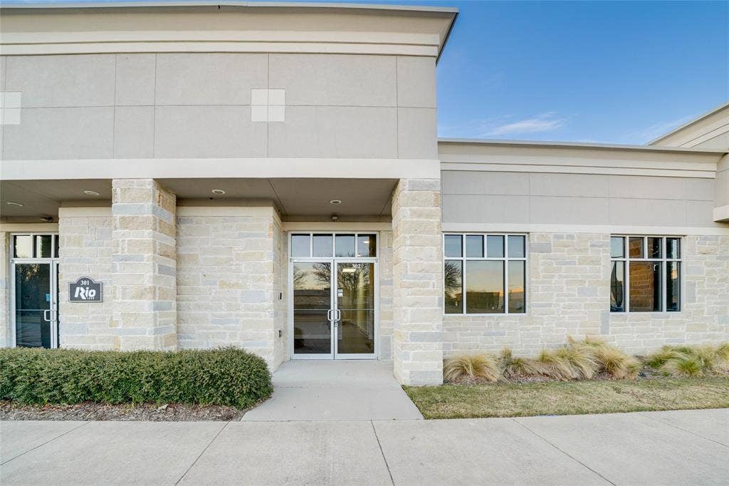 1402 S Custer Road, #302, McKinney, TX 75072 1402 S Custer Road, #302, McKinney, TX 75072