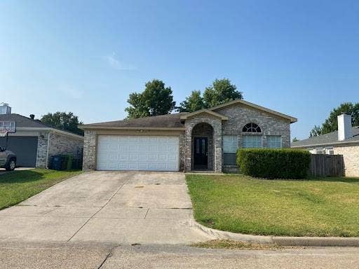 Property photo for 4024 Periwinkle Drive, Fort Worth, TX