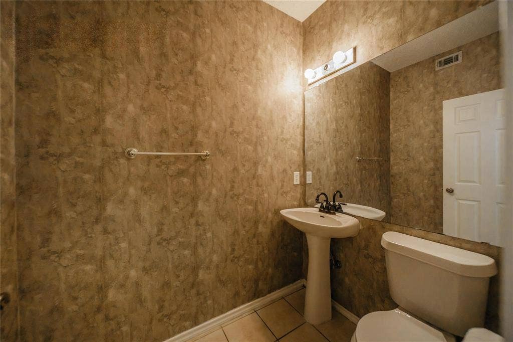 3325 Devonshire Drive, Plano, TX 75075