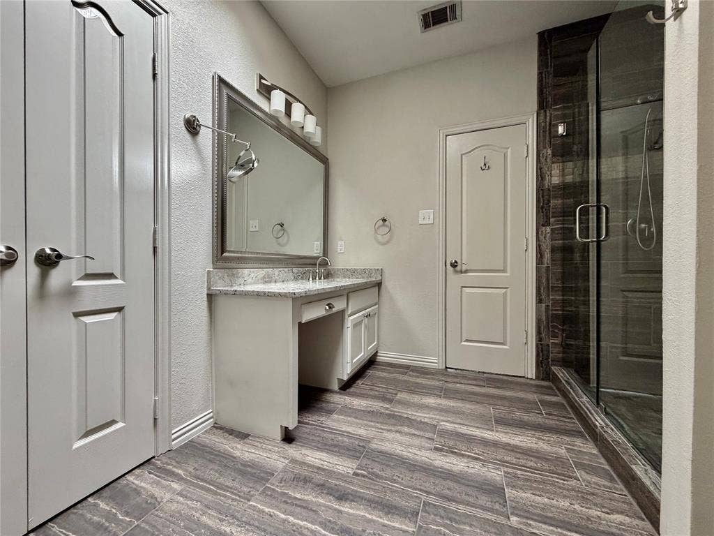 1848 Bachman Court, Plano, TX 75075 Primary Bathroom