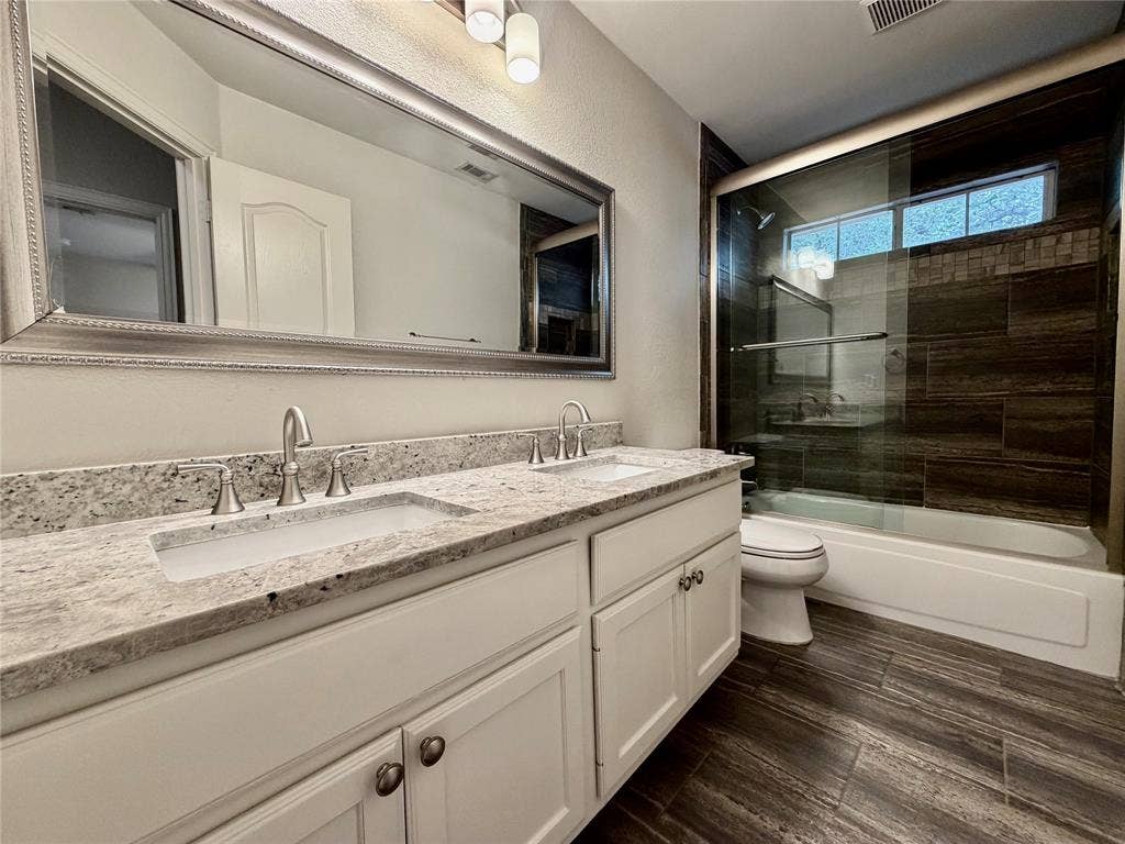 1848 Bachman Court, Plano, TX 75075 2nd Bathroom
