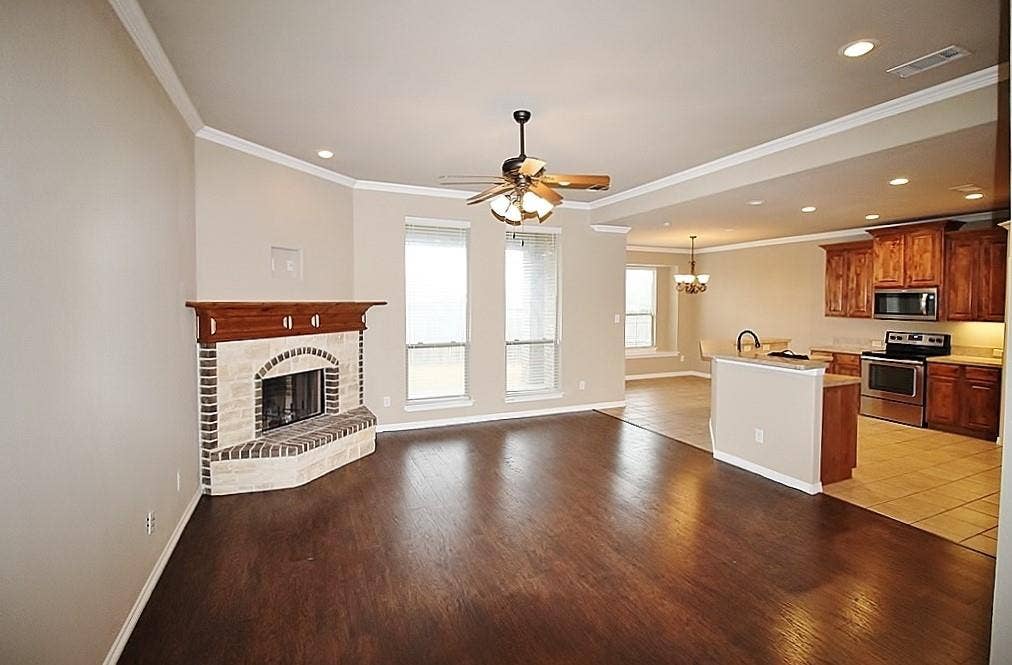 122 Sierra Drive, Waxahachie, TX 75167 122 Sierra Drive, Waxahachie, TX 75167