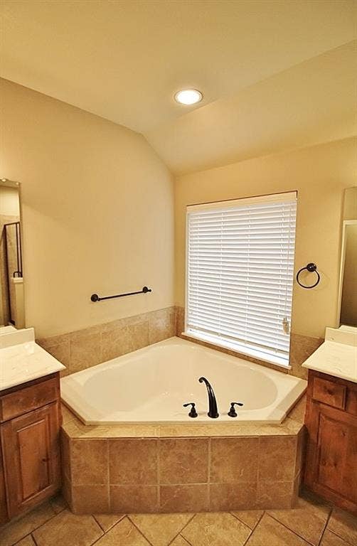 122 Sierra Drive, Waxahachie, TX 75167 122 Sierra Drive, Waxahachie, TX 75167