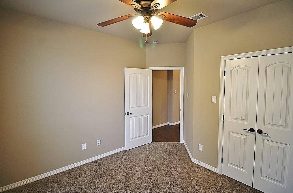 122 Sierra Drive, Waxahachie, TX 75167 122 Sierra Drive, Waxahachie, TX 75167