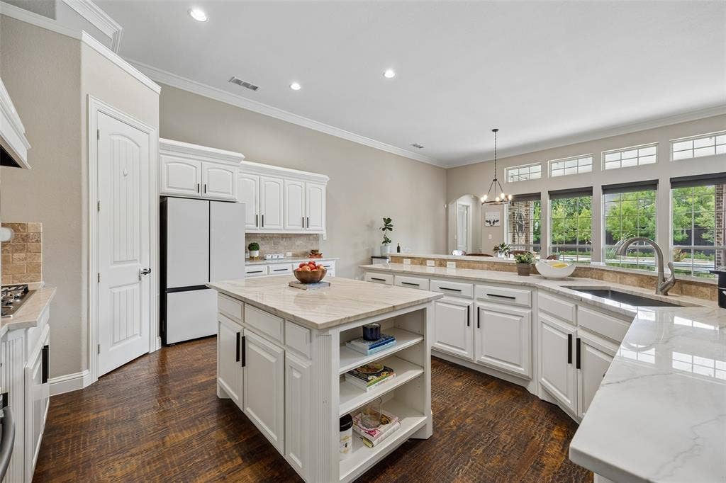 1806 Reynolds Court, Allen, TX 75002 1806 Reynolds Court, Allen, TX 75002