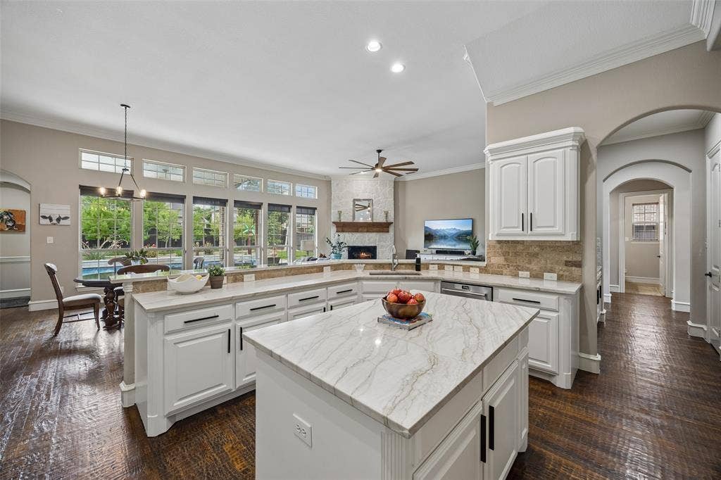 1806 Reynolds Court, Allen, TX 75002 1806 Reynolds Court, Allen, TX 75002