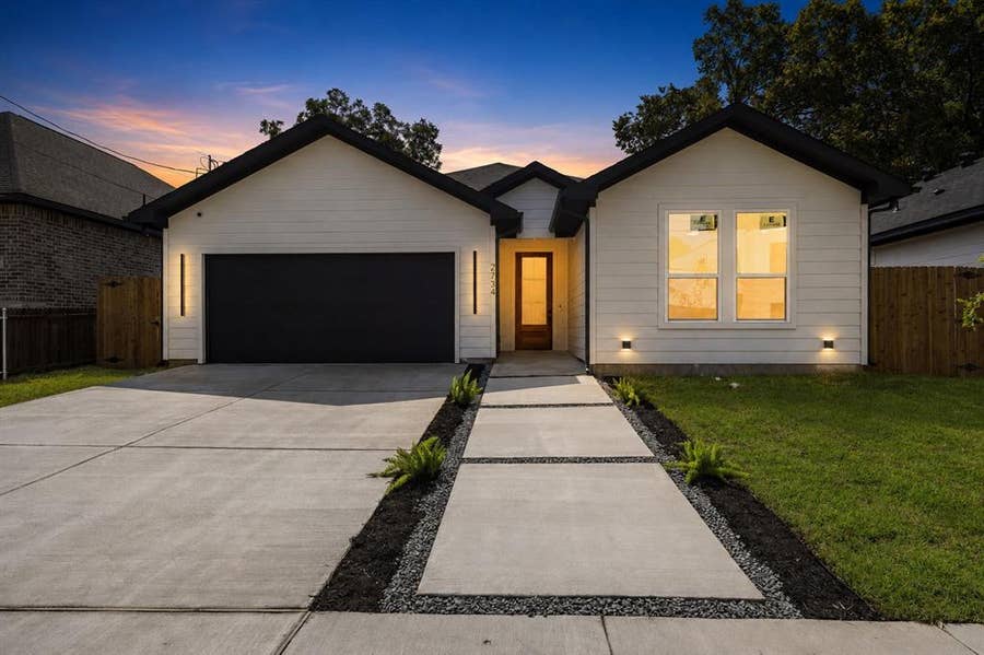 Property photo for 2734 Marburg Street, Dallas, TX