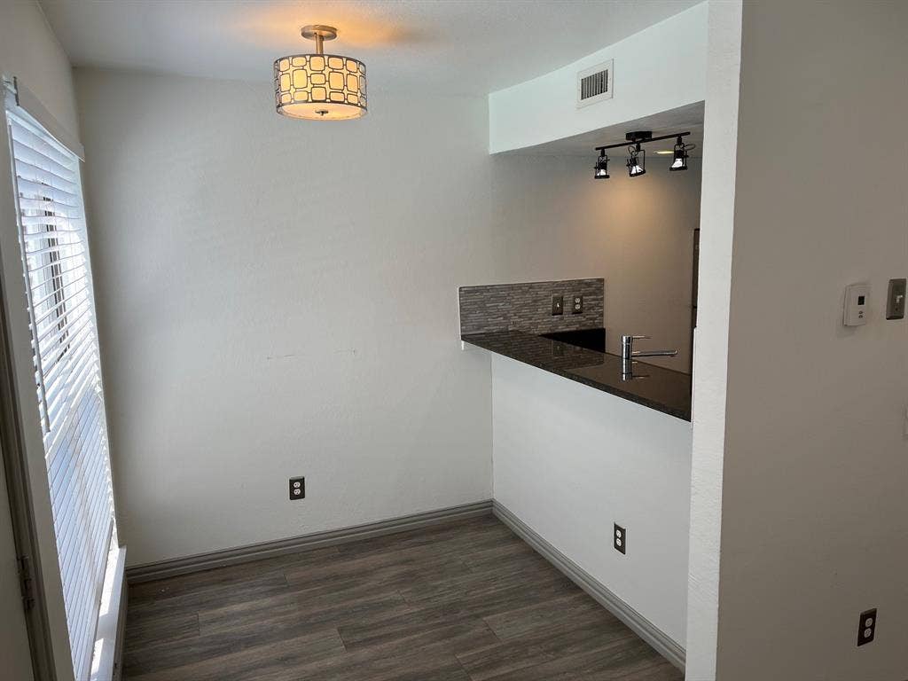 2800 Douglas Avenue, #203, Dallas, TX 75219
