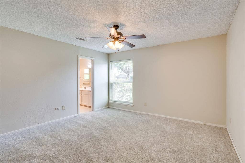 741 NW James Circle, Burleson, TX 76028 Primary Bedroom