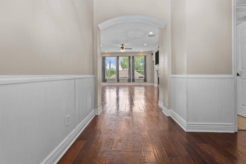 833 Greenwood Circle, Lindale, TX 75771 Wood-finish flooring throughout