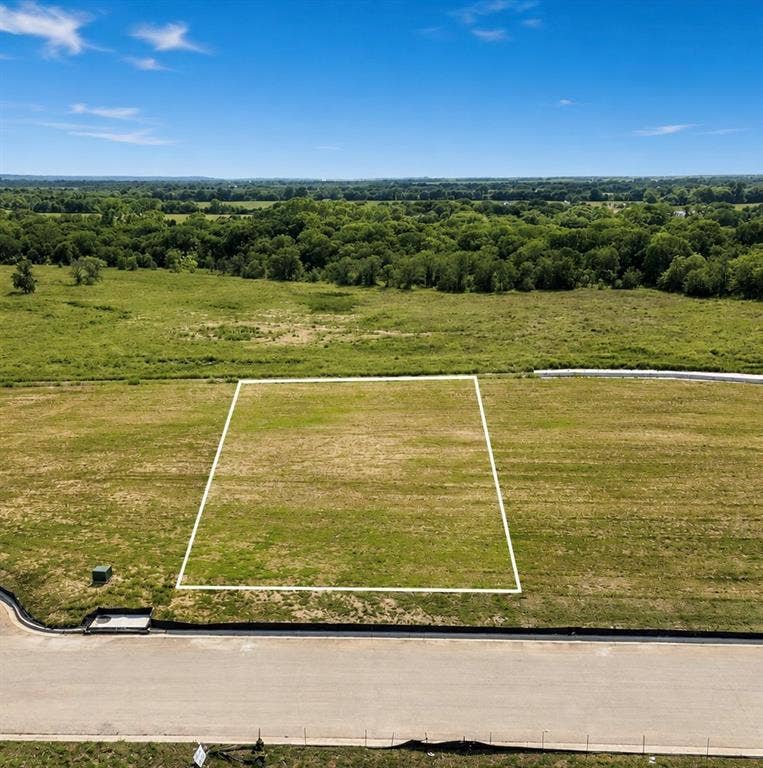 Property photo for 105 Amistad Circle, Waco, TX
