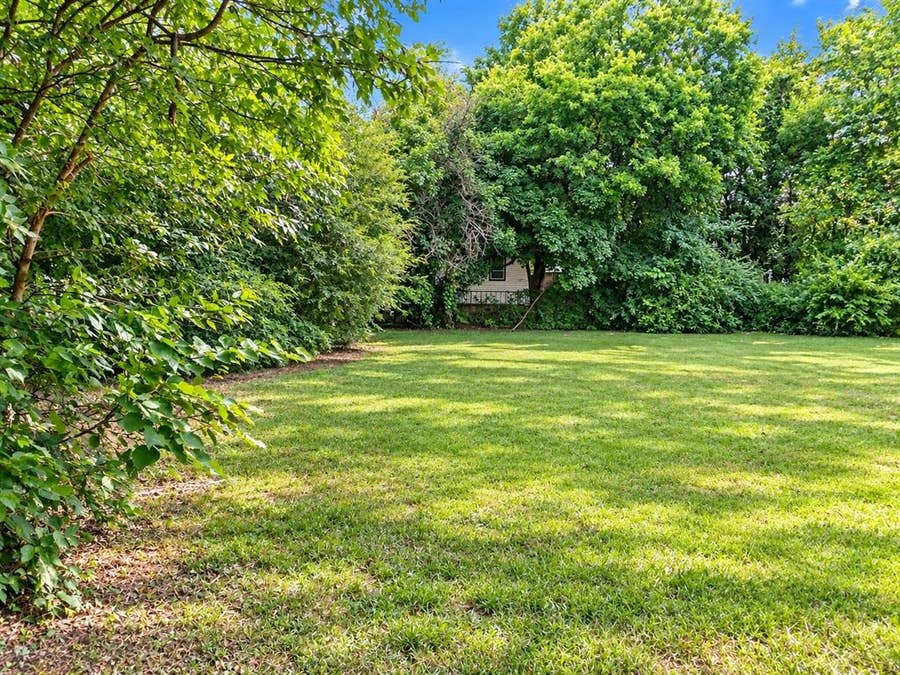 Property photo for 315 E Belt Line Road, Wilmer, TX