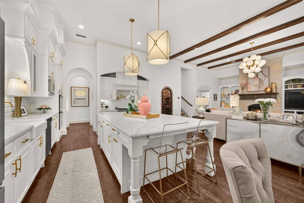 2259 Dampton Drive, Frisco, TX 75033 2259 Dampton Drive, Frisco, TX 75033