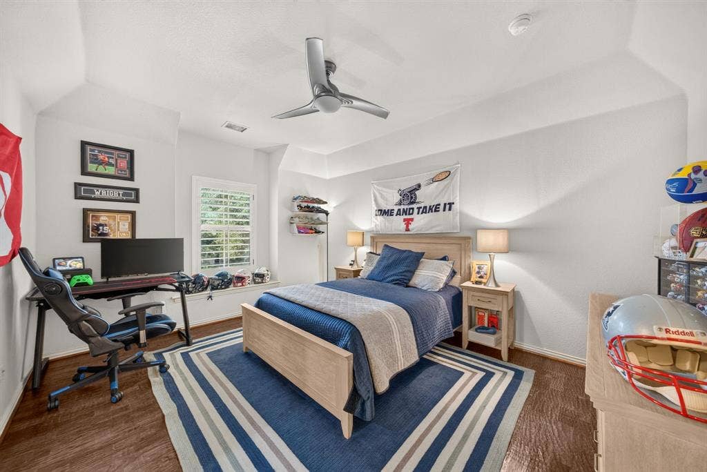 2259 Dampton Drive, Frisco, TX 75033 2259 Dampton Drive, Frisco, TX 75033