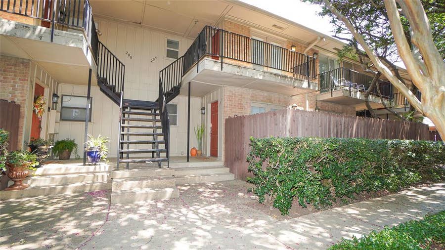 Property photo for 4211 Newton Avenue, #209, Dallas, TX