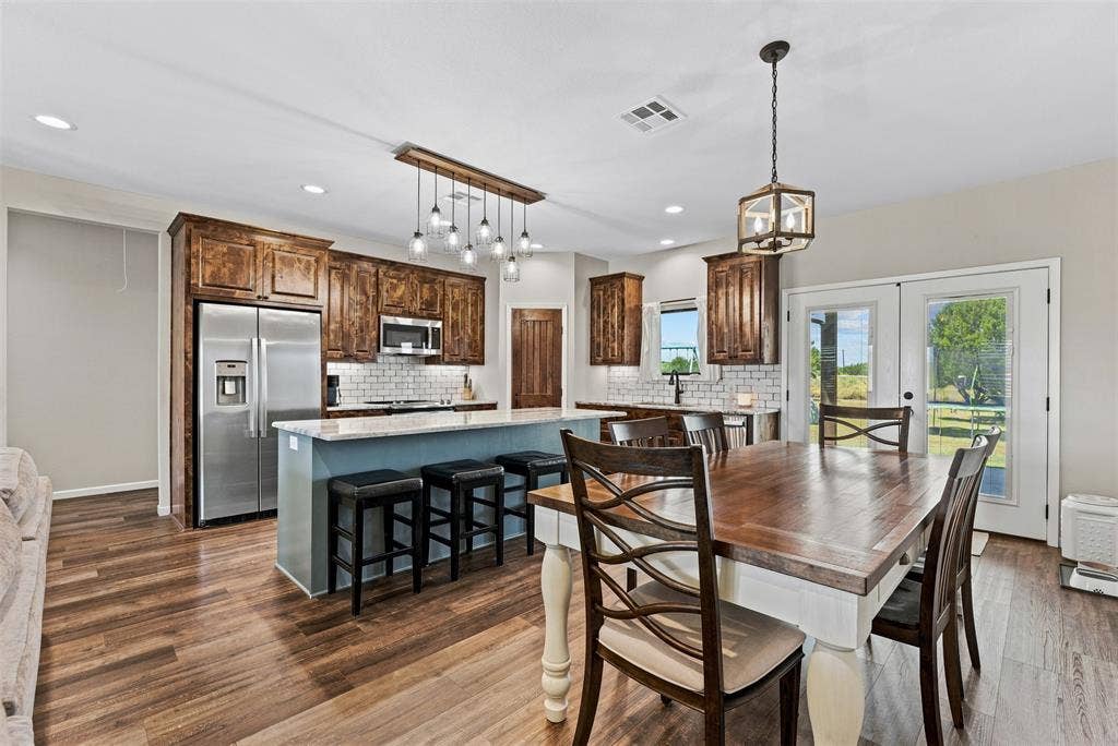 717 Dove Hill Lane, China Spring, TX 76633 717 Dove Hill Lane, China Spring, TX 76633