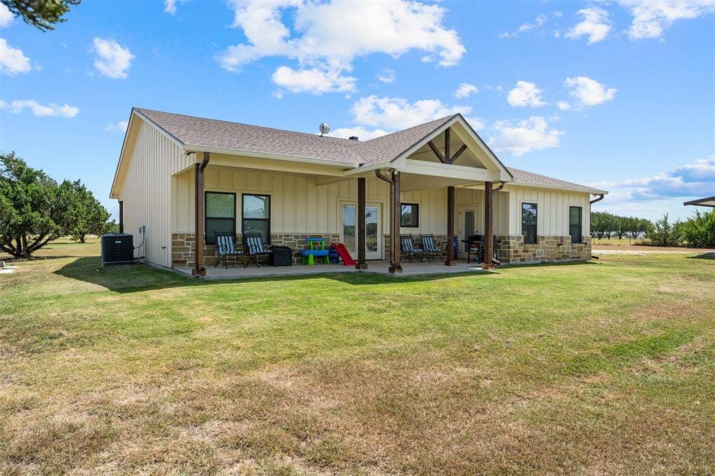 717 Dove Hill Lane, China Spring, TX 76633 717 Dove Hill Lane, China Spring, TX 76633