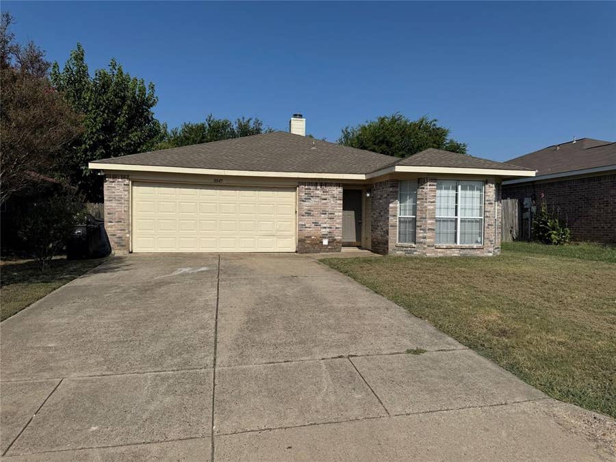 Property photo for 8045 Cannonwood Drive, Fort Worth, TX