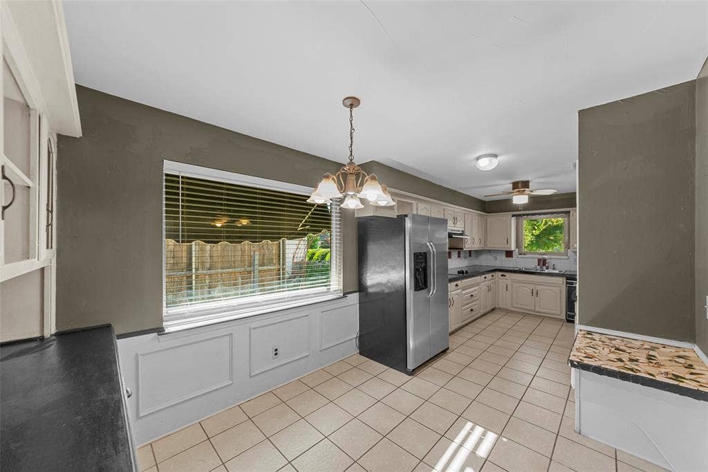 1116 Windsong Trail, Richardson, TX 75081 1116 Windsong Trail, Richardson, TX 75081