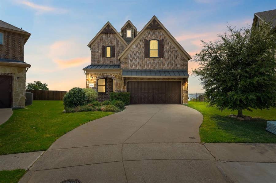 Property photo for 18144 Lakefront Court, Forney, TX