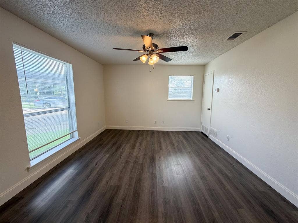 604 Walter Stephenson Road, #B, Midlothian, TX 76065 604 Walter Stephenson Road, #B, Midlothian, TX 76065