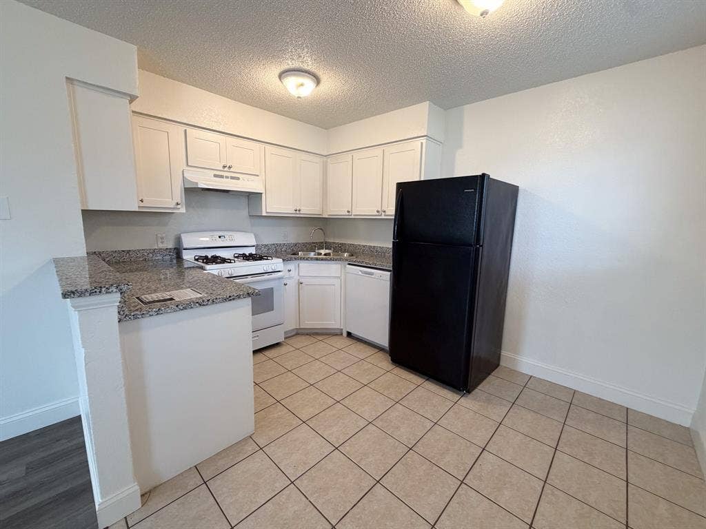 604 Walter Stephenson Road, #B, Midlothian, TX 76065 604 Walter Stephenson Road, #B, Midlothian, TX 76065