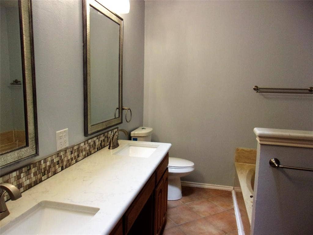 4200 Rye Glen Drive, Arlington, TX 76017 4200 Rye Glen Drive, Arlington, TX 76017