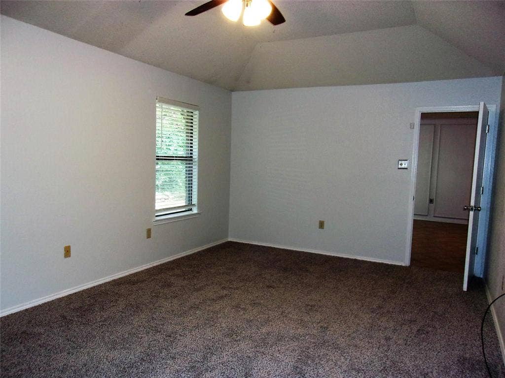 4200 Rye Glen Drive, Arlington, TX 76017 4200 Rye Glen Drive, Arlington, TX 76017