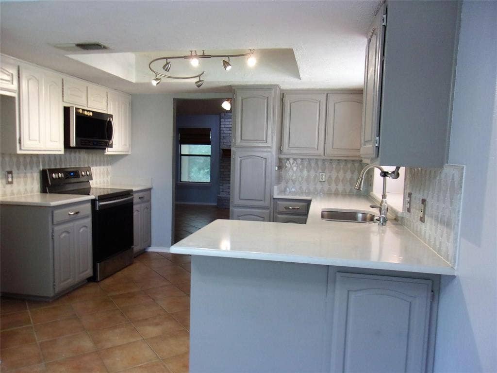 4200 Rye Glen Drive, Arlington, TX 76017 4200 Rye Glen Drive, Arlington, TX 76017