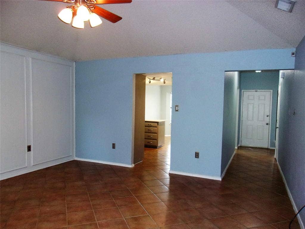 4200 Rye Glen Drive, Arlington, TX 76017 4200 Rye Glen Drive, Arlington, TX 76017