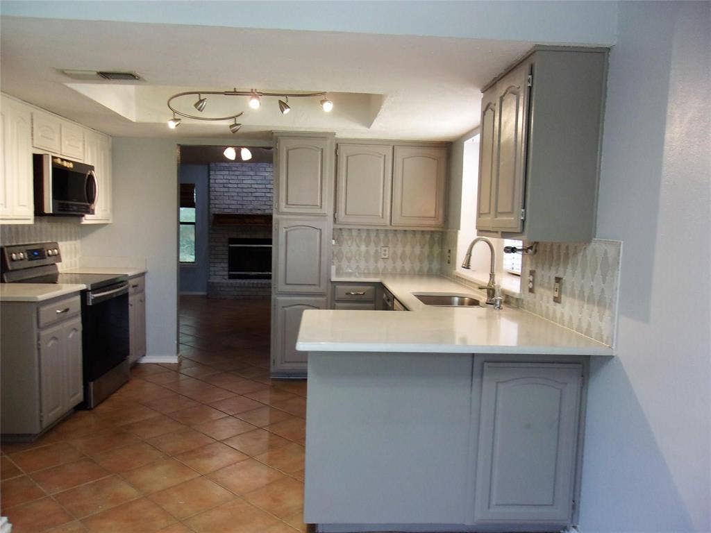 4200 Rye Glen Drive, Arlington, TX 76017 4200 Rye Glen Drive, Arlington, TX 76017