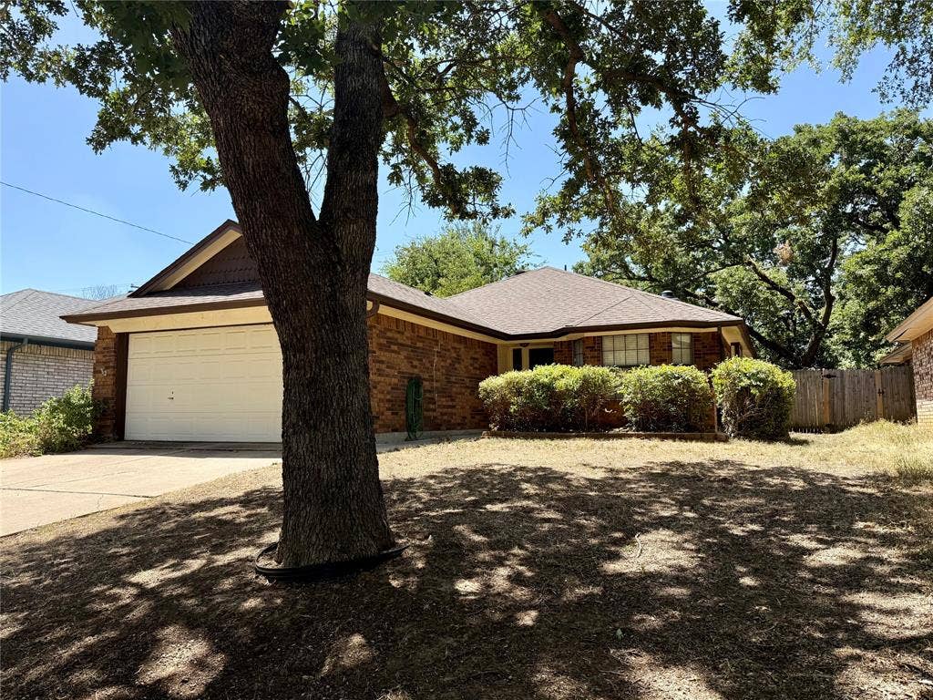 4200 Rye Glen Drive, Arlington, TX 76017 4200 Rye Glen Drive, Arlington, TX 76017