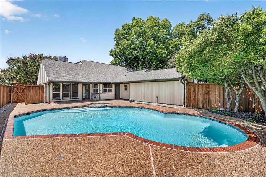 Property photo for 2004 Hondo Drive, Plano, TX