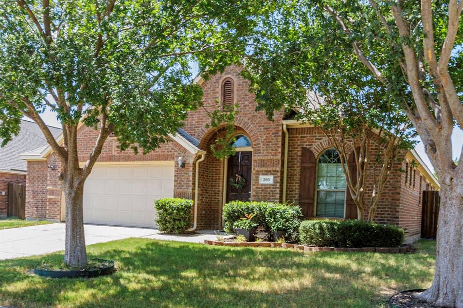 Property photo for 205 Wolf Drive, Forney, TX