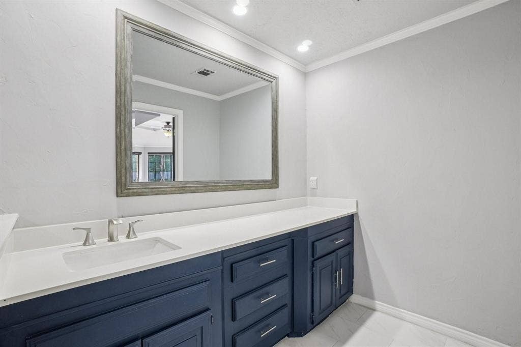 6701 Timothy Drive, Plano, TX 75023 6701 Timothy Drive, Plano, TX 75023