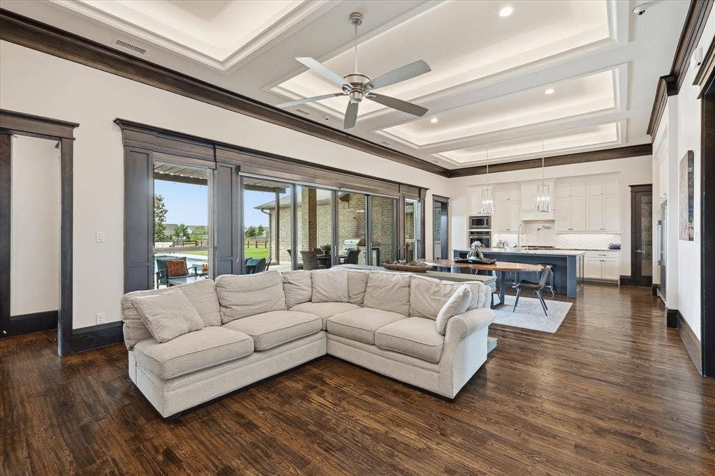 3249 Glenmore Avenue, Northlake, TX 76247 3249 Glenmore Avenue, Northlake, TX 76247