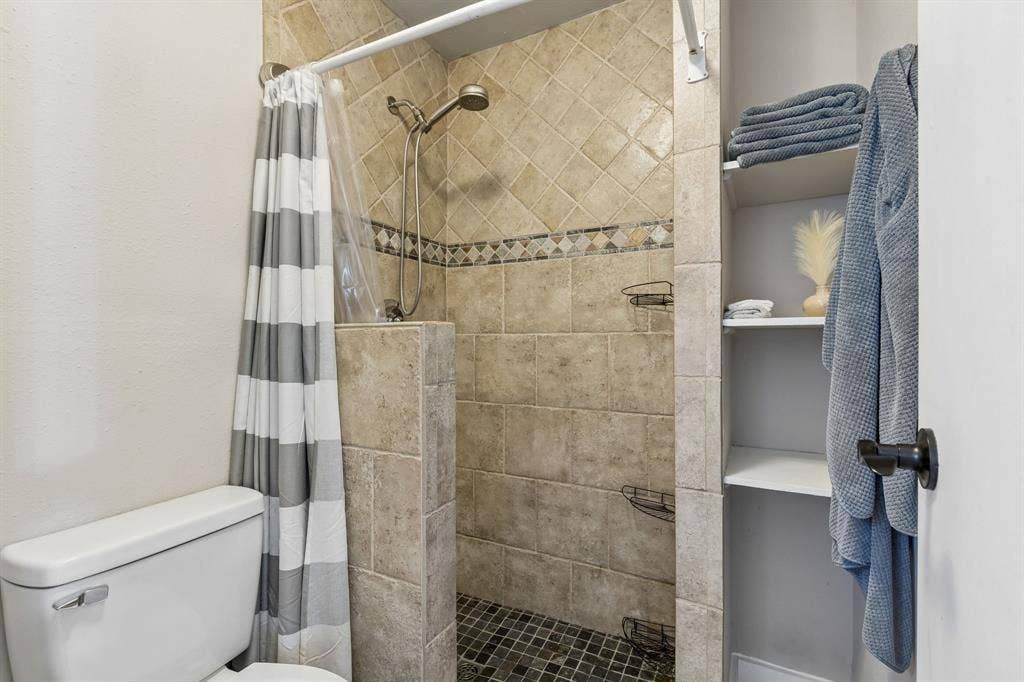3437 Castle Rock Lane, Garland, TX 75044 3437 Castle Rock Lane, Garland, TX 75044